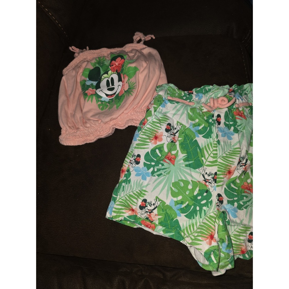 Disney small world minnie mouse‎ cropped top and Bermuda shorts size 5 6